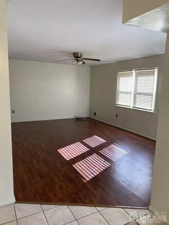 Hillsborough, NJ 08844,50 Oak TER