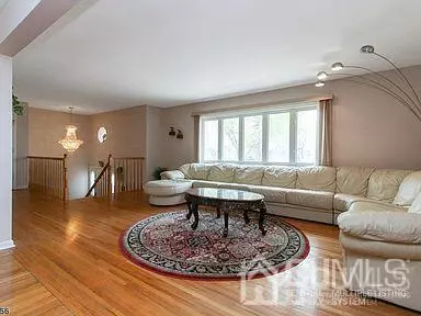 Union Twp, NJ 07083,723 Balsam WAY