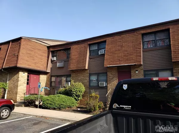 North Brunswick, NJ 08902,1133 Livingston AVE #18 C