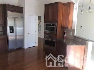 Plainsboro, NJ 08536,7 Atlantic ST