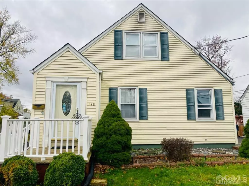 North Brunswick, NJ 08902,588 1st AVE