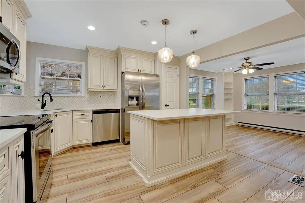 3 Aaron Burr CT, Monroe, NJ 08831