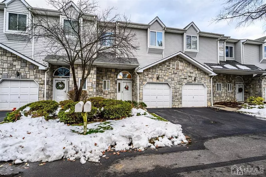 15 Linbrook DR #28, Old Bridge, NJ 08879