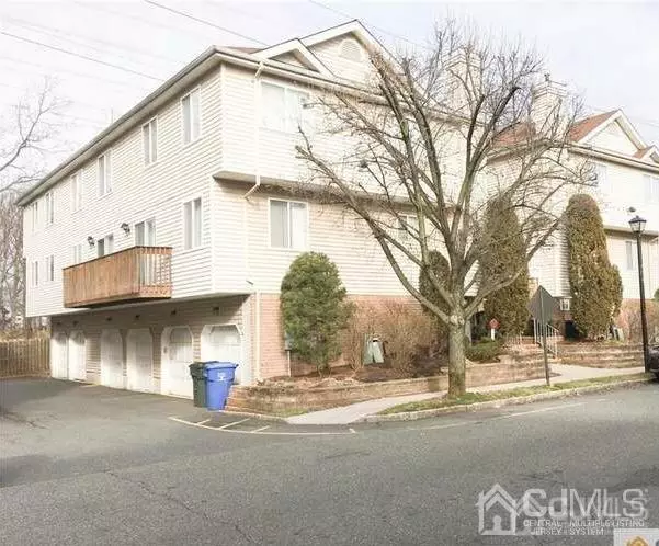 1105 Madaline DR #1105, Woodbridge Proper, NJ 07001