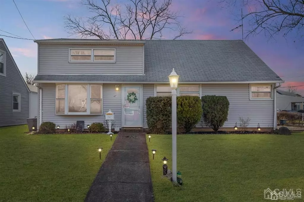 Avenel, NJ 07001,67 Cozy COR N