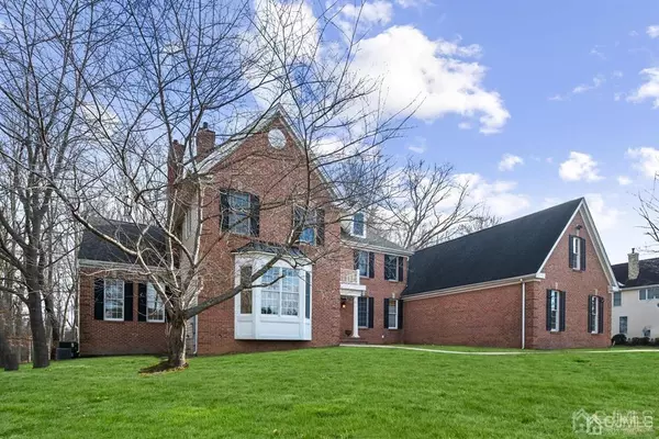 Plainsboro, NJ 08536,5 Wheatsheaf CT