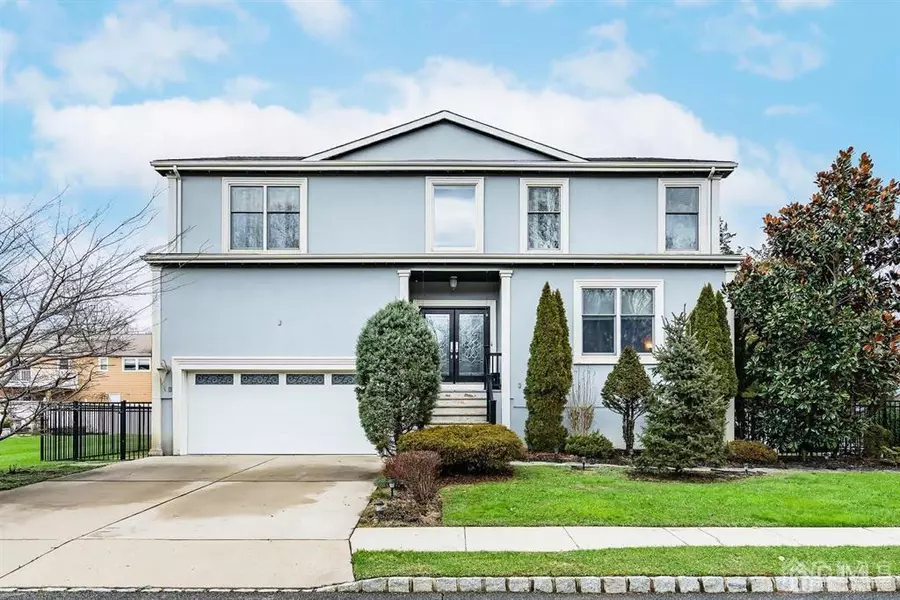 4 Kensington AVE, Spotswood, NJ 08884