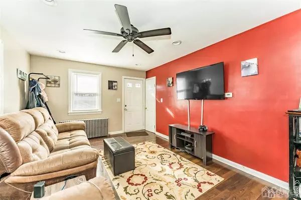 North Brunswick, NJ 08902,603 4th AVE