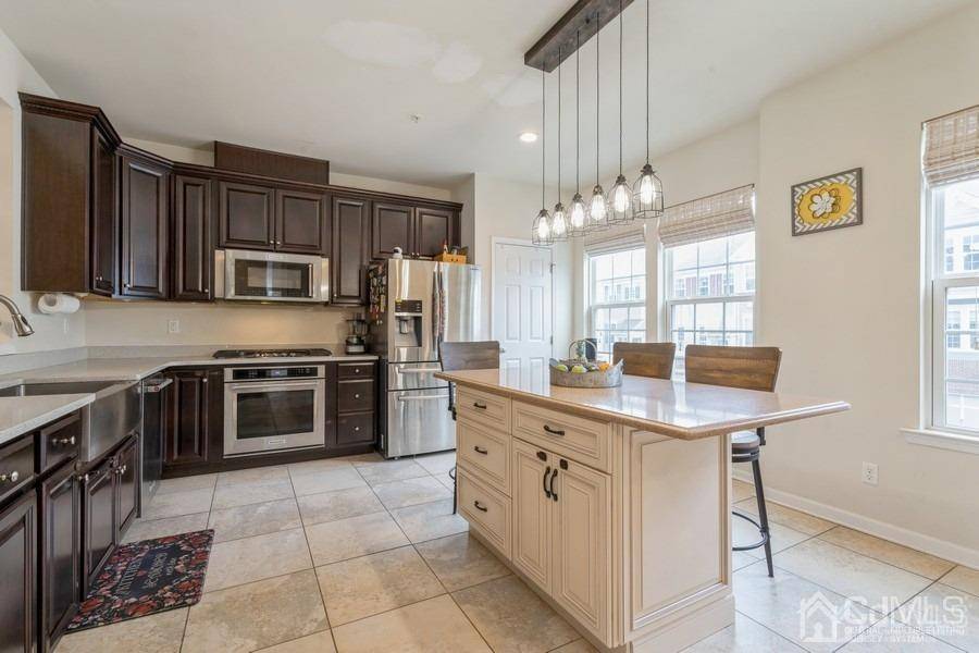 Highland Park, NJ 08904,902 Shep DR