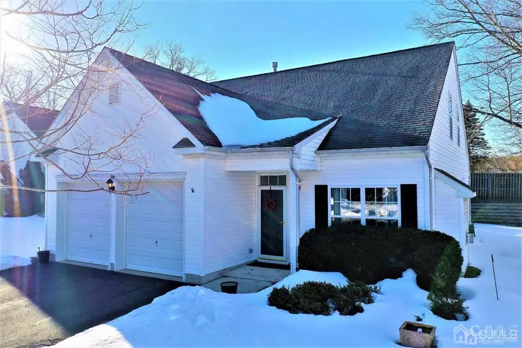 Helmetta, NJ 08828,18 Appleby DR