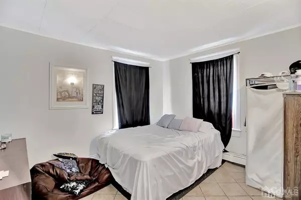 South River, NJ 08882,72 George ST