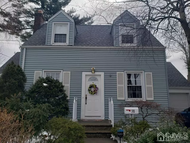 38 E New ST, Sewaren, NJ 07077