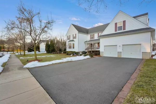 Plainsboro, NJ 08536,4 Spruce CT