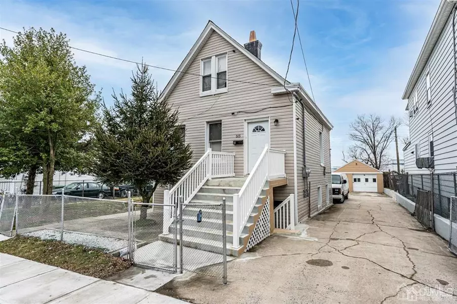 515 Sayre AVE, Perth Amboy, NJ 08861