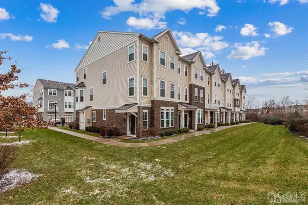 1524 Hudson CIR, Highland Park, NJ 08904