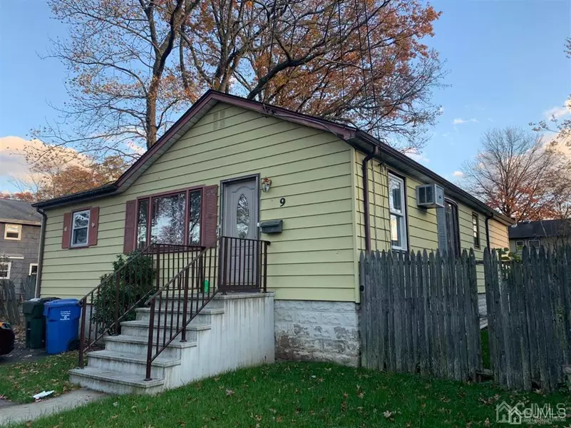 9 Trento ST, Iselin, NJ 08830