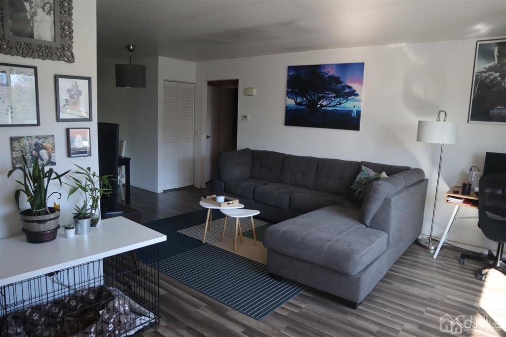 Woodbridge Proper, NJ 07095,114 Cricket LN