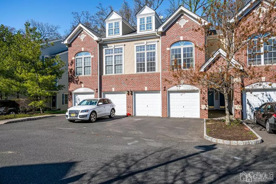 803 Donato CIR, Scotch Plains, NJ 07076