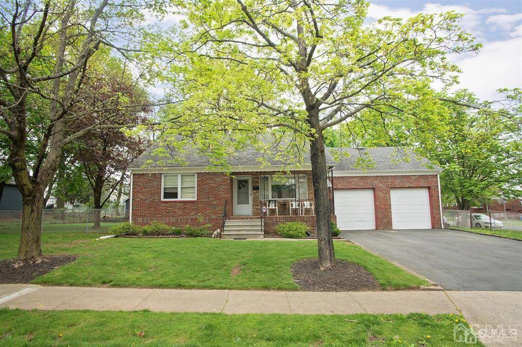 42 Highland AVE, Franklin, NJ 08873