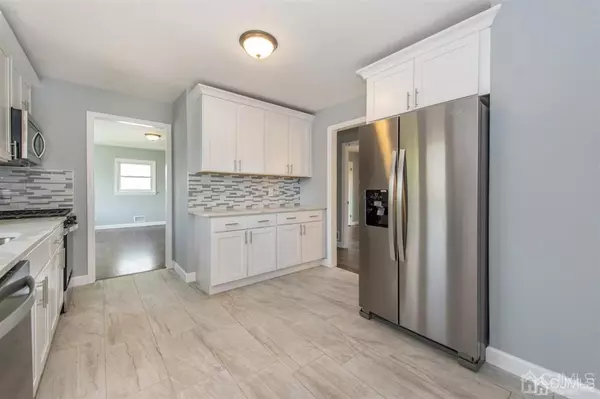 Milltown, NJ 08850,61 Albert AVE