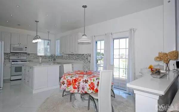 Sayreville, NJ 08872,15 Fritz DR