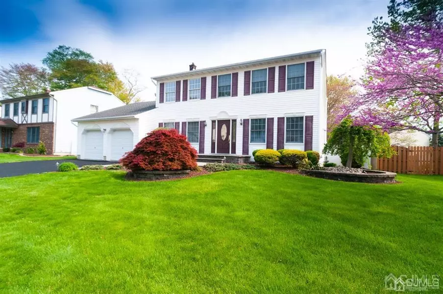 182 Szymanski DR, Spotswood, NJ 08884