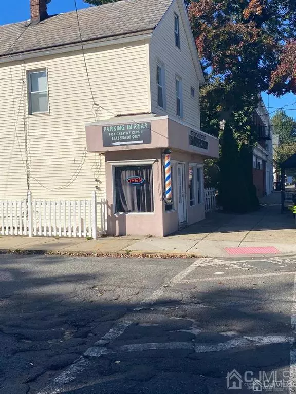 Highland Park, NJ 08904,116 Woodbridge AVE #1