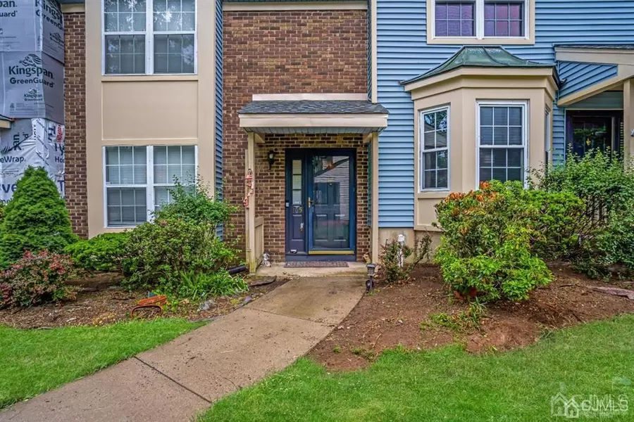 105 Appletree CT, South Brunswick, NJ 08852