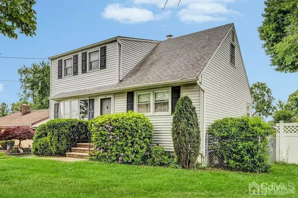 Edison, NJ 08817,54 Columbus AVE