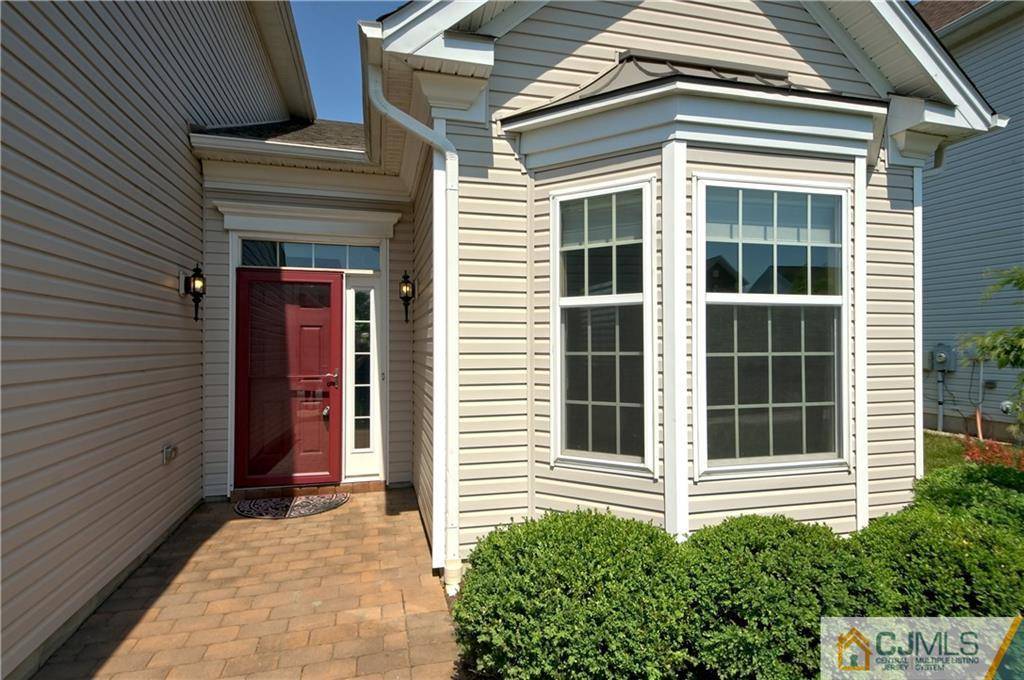 South Brunswick, NJ 08824,34 Delmore DR
