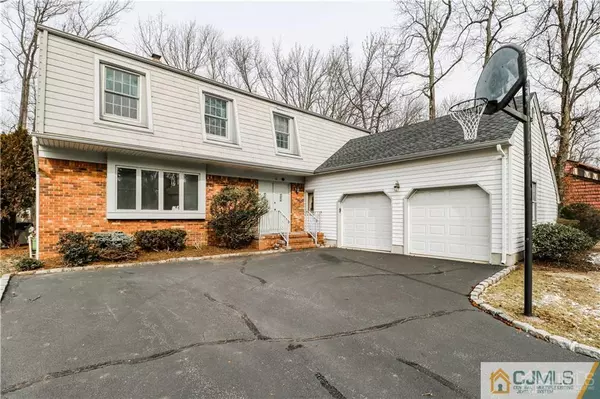 12 Fox Hill RD, Edison, NJ 08820