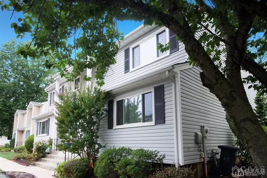 49 Davids CT, South Brunswick, NJ 08810