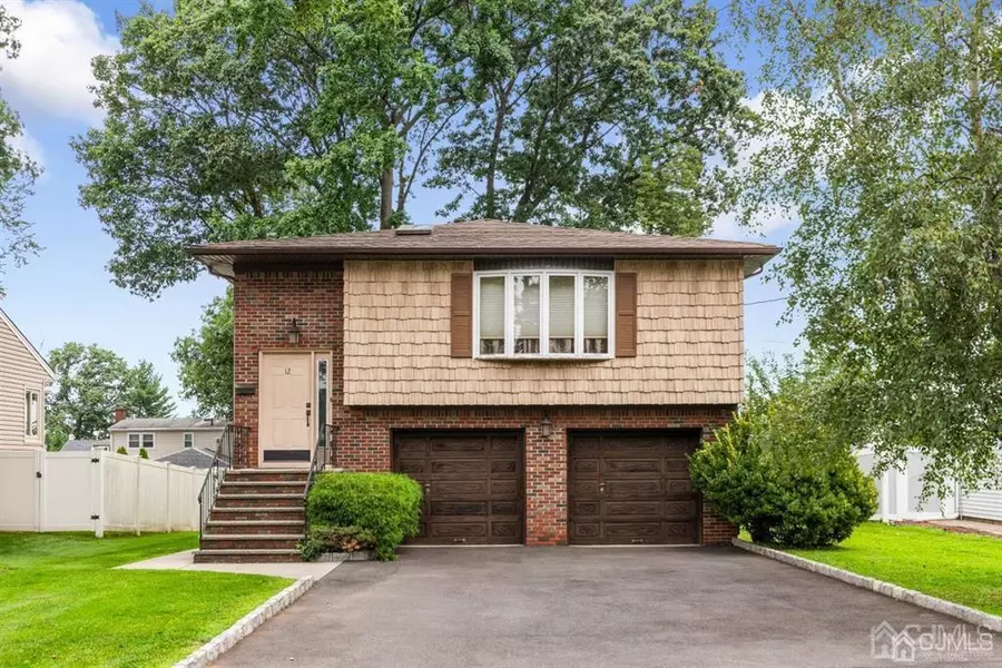 12 E Hegel AVE, Colonia, NJ 07067