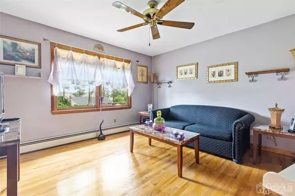 Colonia, NJ 07067,12 E Hegel AVE