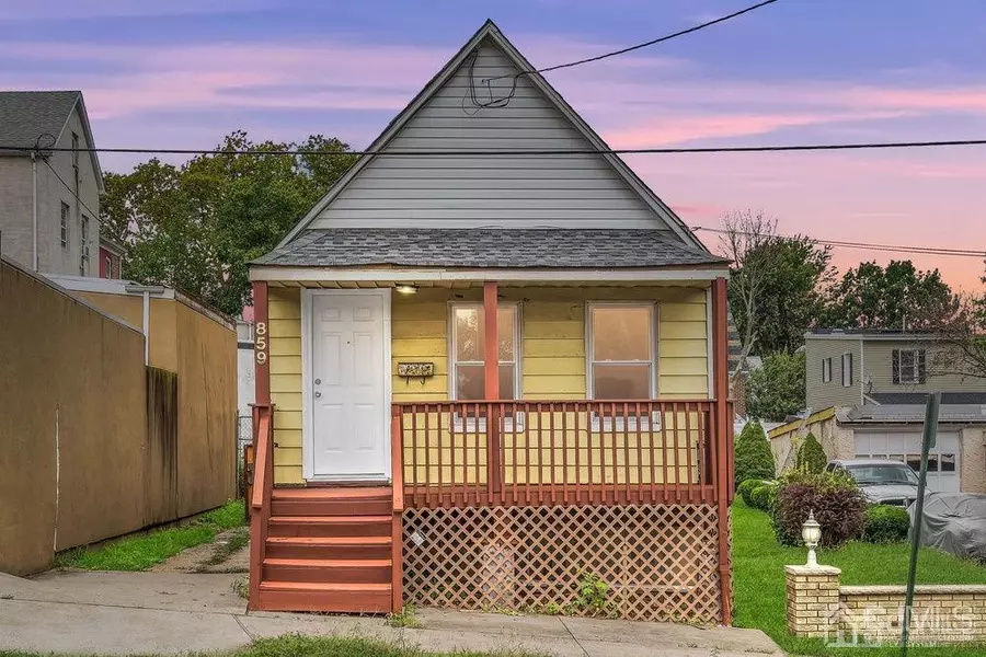 859 Wolff ST, Perth Amboy, NJ 08861