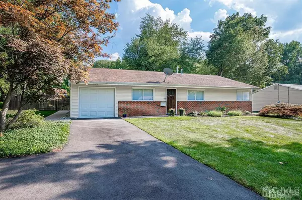 2 Hawthorne RD, South Brunswick, NJ 08824