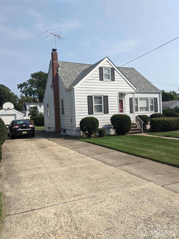 Edison, NJ 08837,28 Third ST