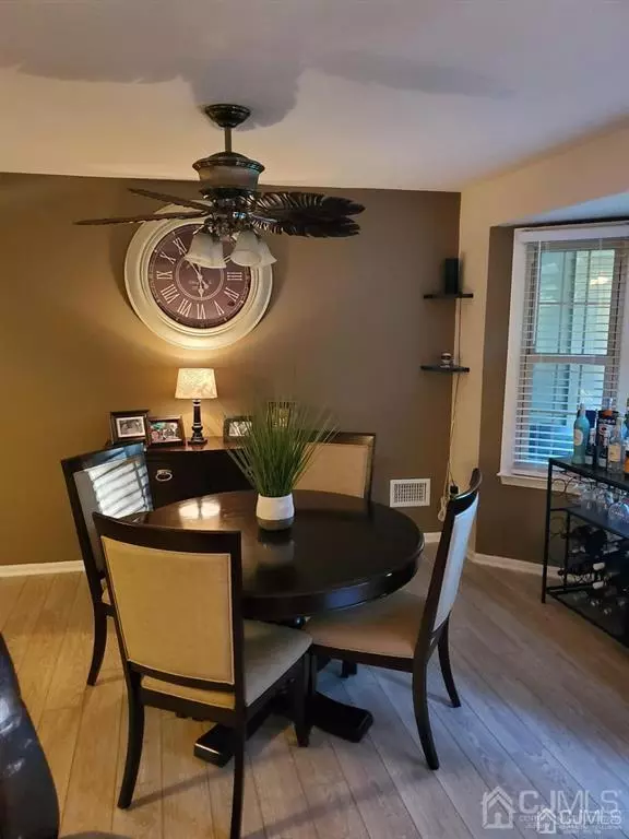 Helmetta, NJ 08828,2907 Ridgefield CT