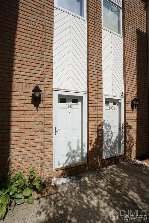 Avenel, NJ 07001,1503 madaline DR