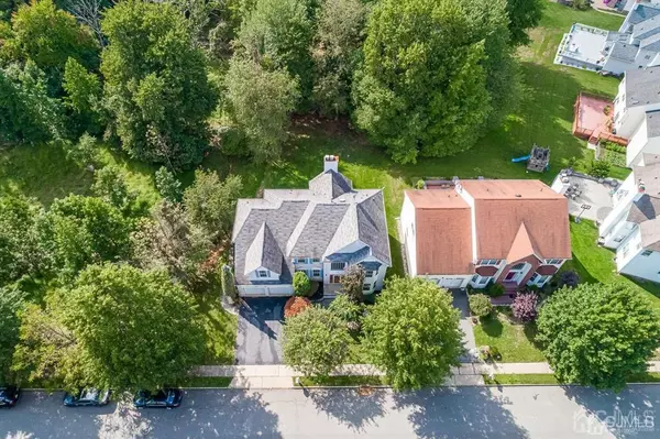 Edison, NJ 08820,5 Bellavista CT