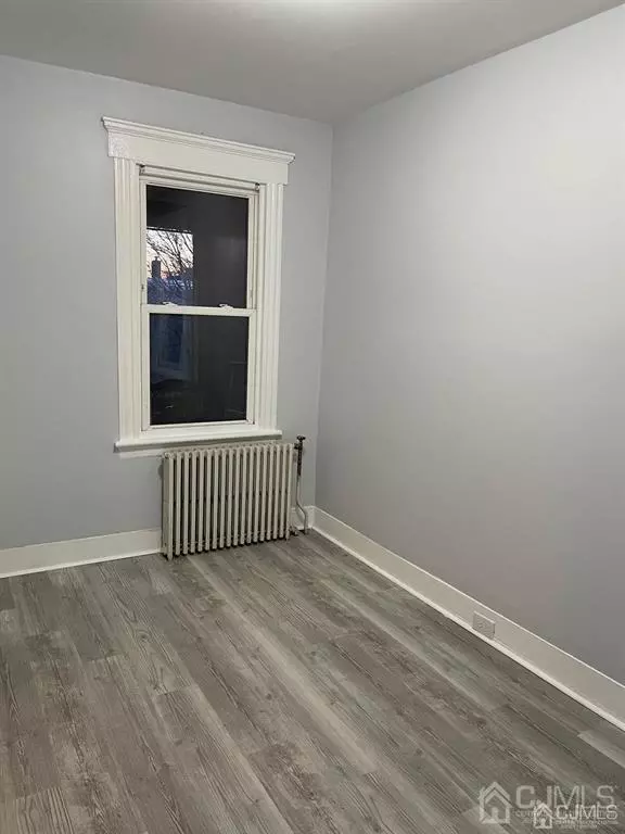 New Brunswick, NJ 08901,54 Harvey ST