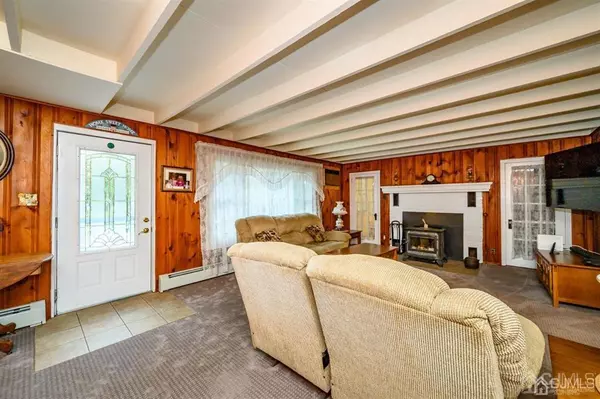 Barnegat, NJ 08005,206 Brookville RD