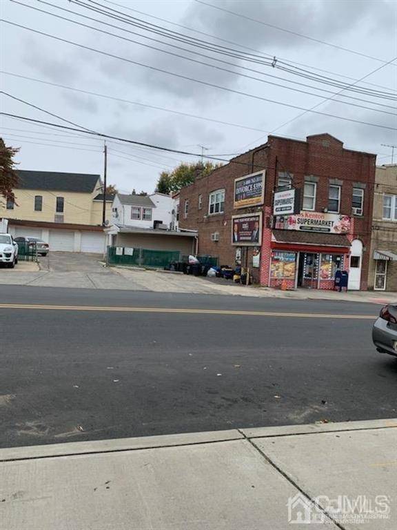 721-725 State ST, Perth Amboy, NJ 08861