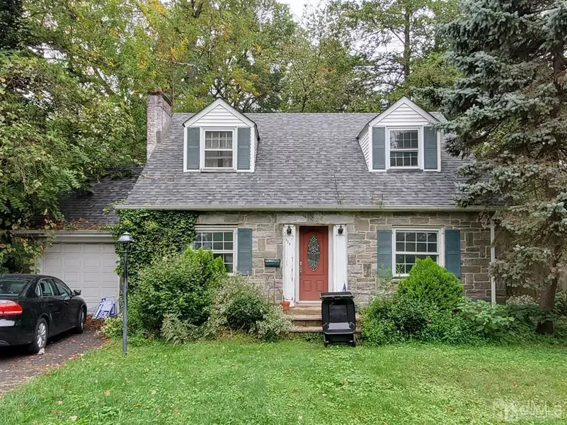 420 Chain O Hills RD, Colonia, NJ 07067