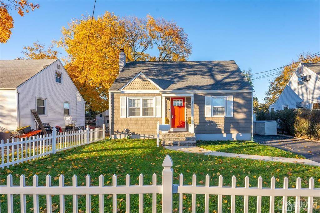 296 High ST,  Metuchen,  NJ 08840