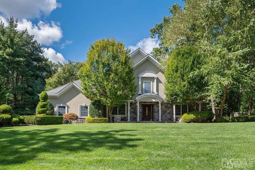 9 Crommelin CT, East Brunswick, NJ 08816