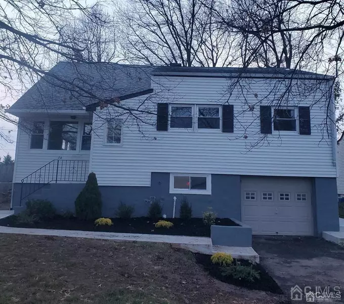 74 Glenwood TER, Fords, NJ 08863