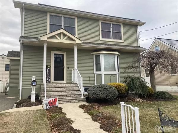 Sewaren, NJ 07077,252 Old RD