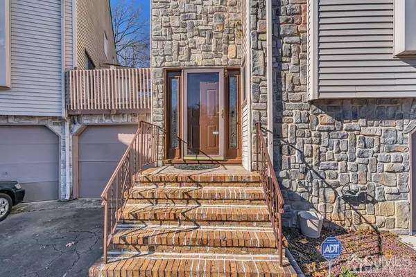 East Brunswick, NJ 08816,10 Azalea CT