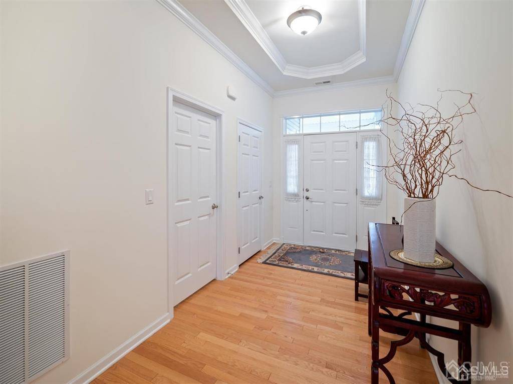Plainsboro, NJ 08536,10 Monmouth ST